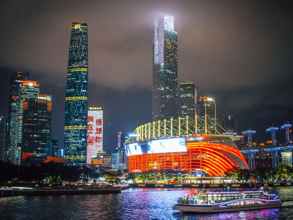 海口广告公司标识制作全流程解析：从设计到安装的工艺标准