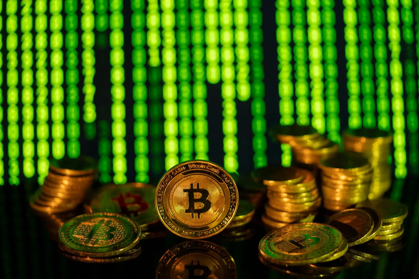 海口广告标识制作工艺对比：亚克力与金属材质如何选型