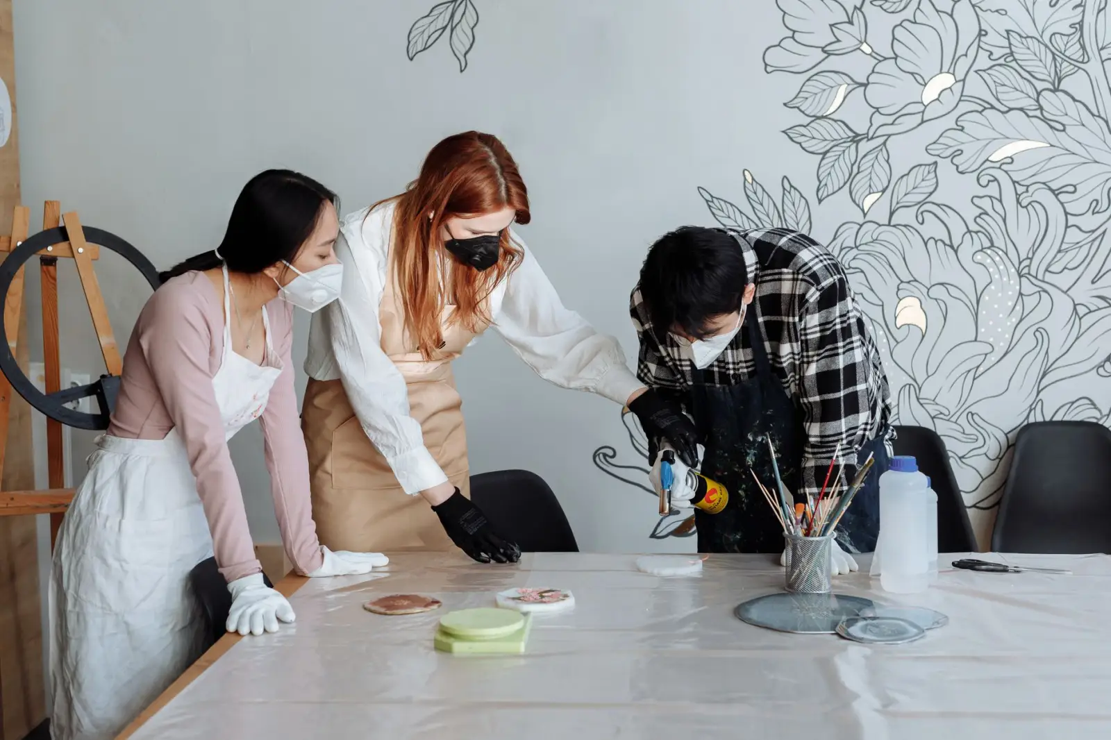 标识制作工艺解析：从材质选型到安装落地，海口广告服务全流程说明正文配图 1