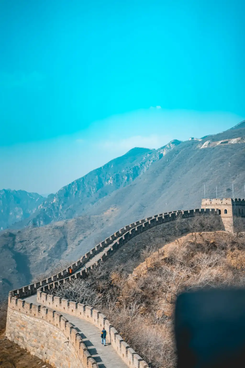 海口广告标识制作工艺升级：UV打印与雕刻技术的应用解析
